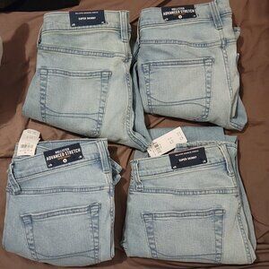 6 pairs of Hollister Light Wash Super Skinny Jeans/Aeropostale Jeans PLUS EXTRAS